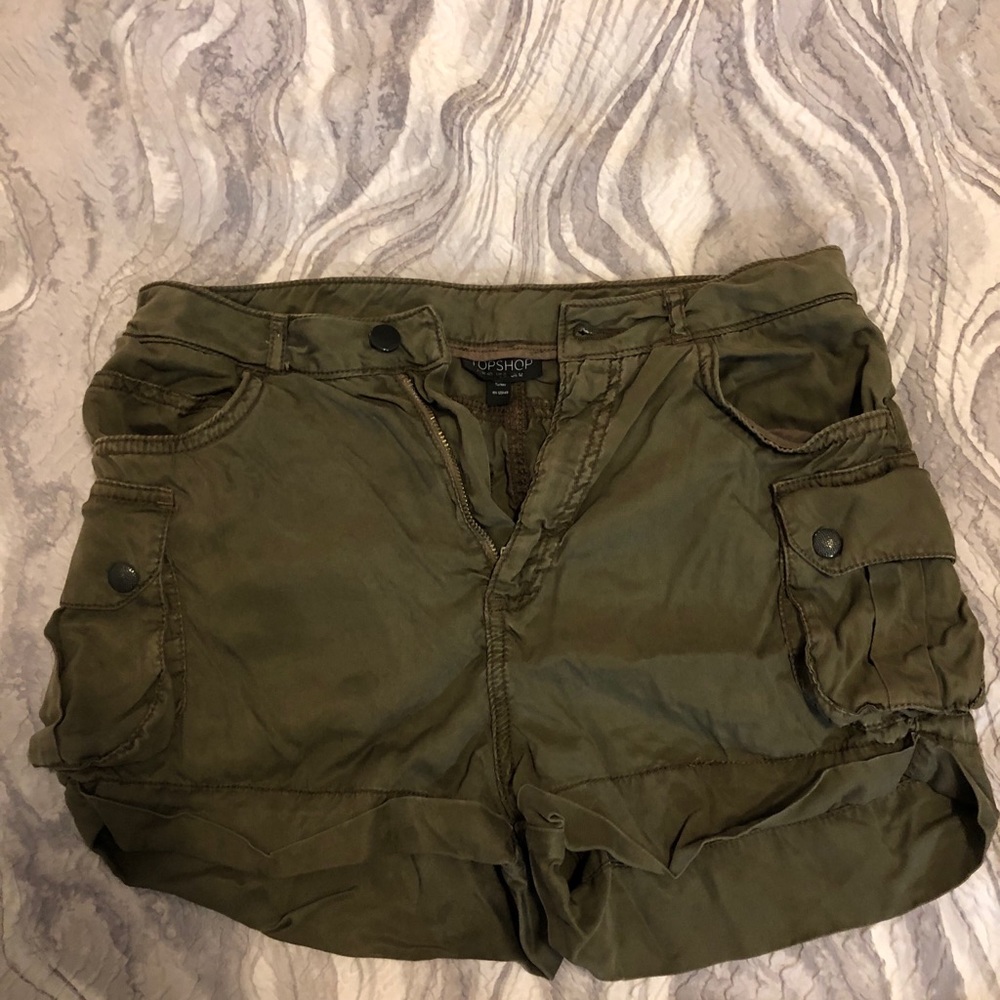 Too shop cargo shorts